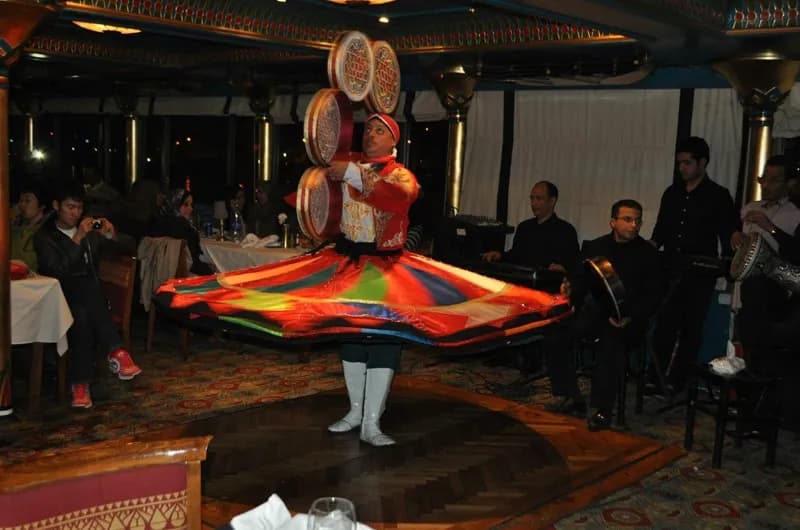 5-Star Romantic Dinner Cruise on the Nile in Cairo