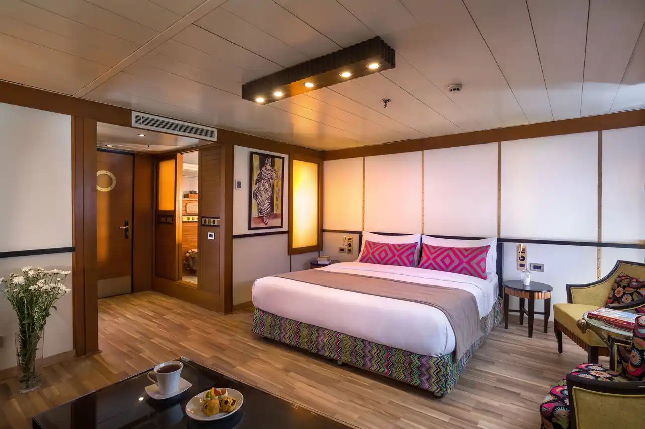 Alyssa Nile Cruise 3 Nights / 4 Days from Aswan to Luxor